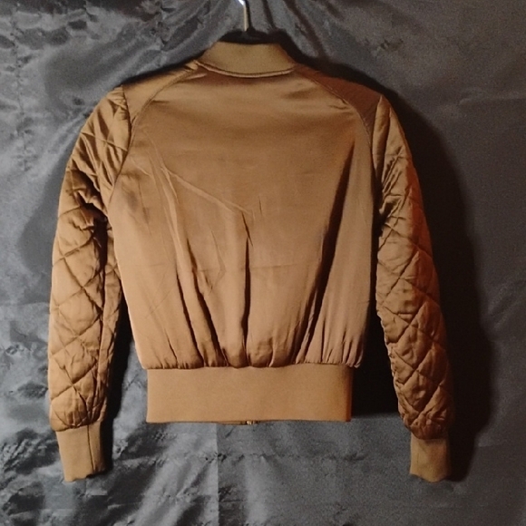 H&M Tan Bomber Jacket with Quilted Sleeves - Picture 6 of 9